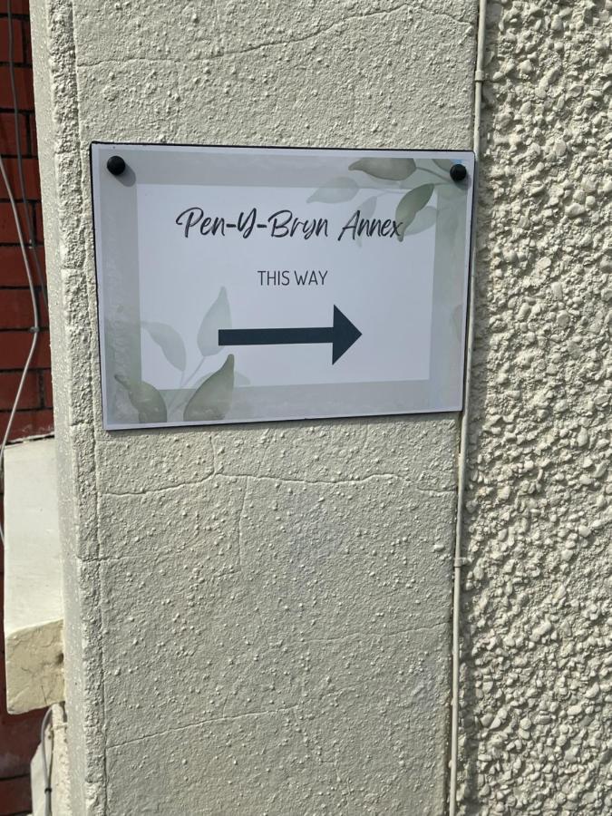 Pen-Y-Bryn Annex Hotell Brynmenyn Eksteriør bilde